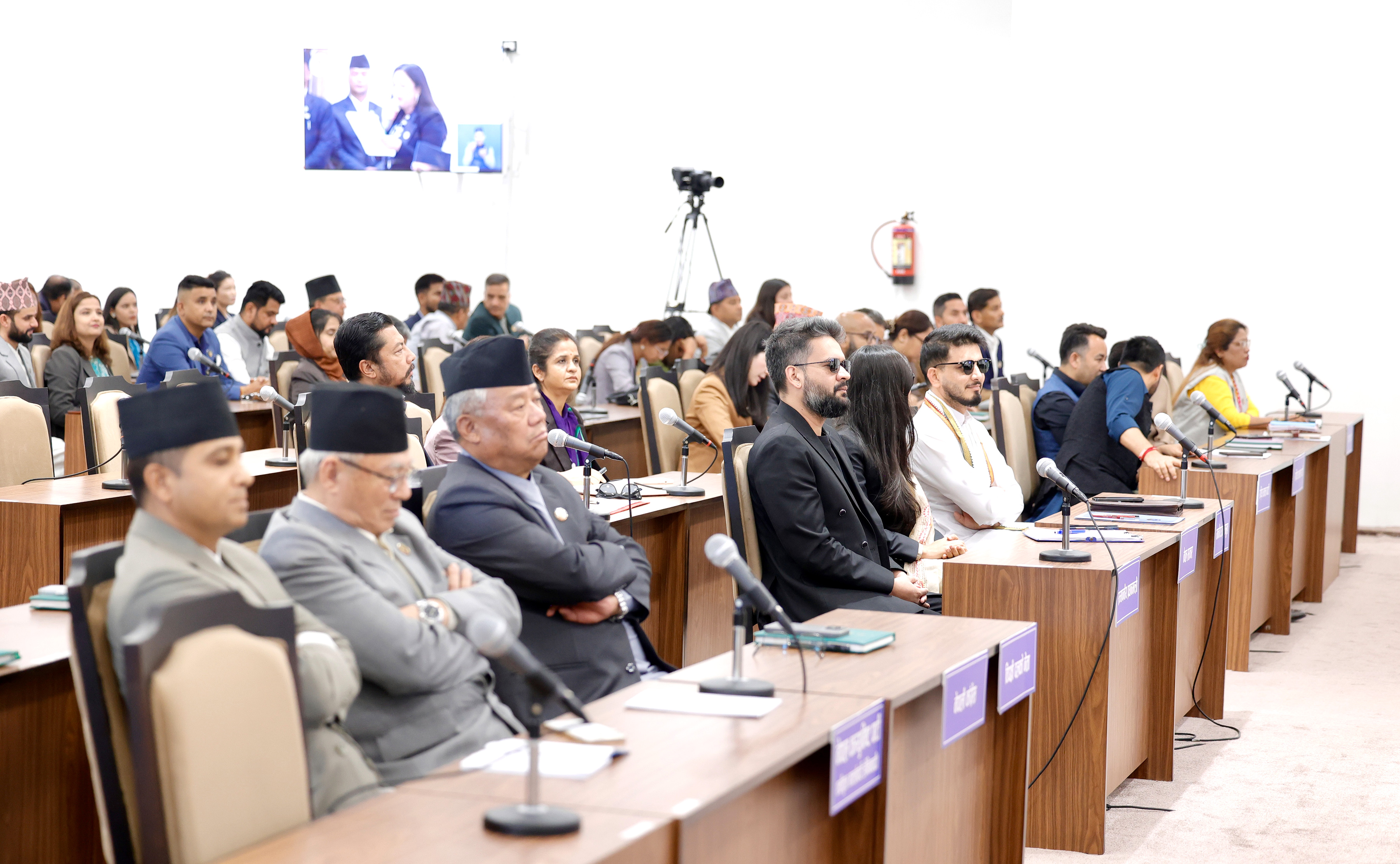 baoen-ravi-parliament-83-3-30 (17).jpg